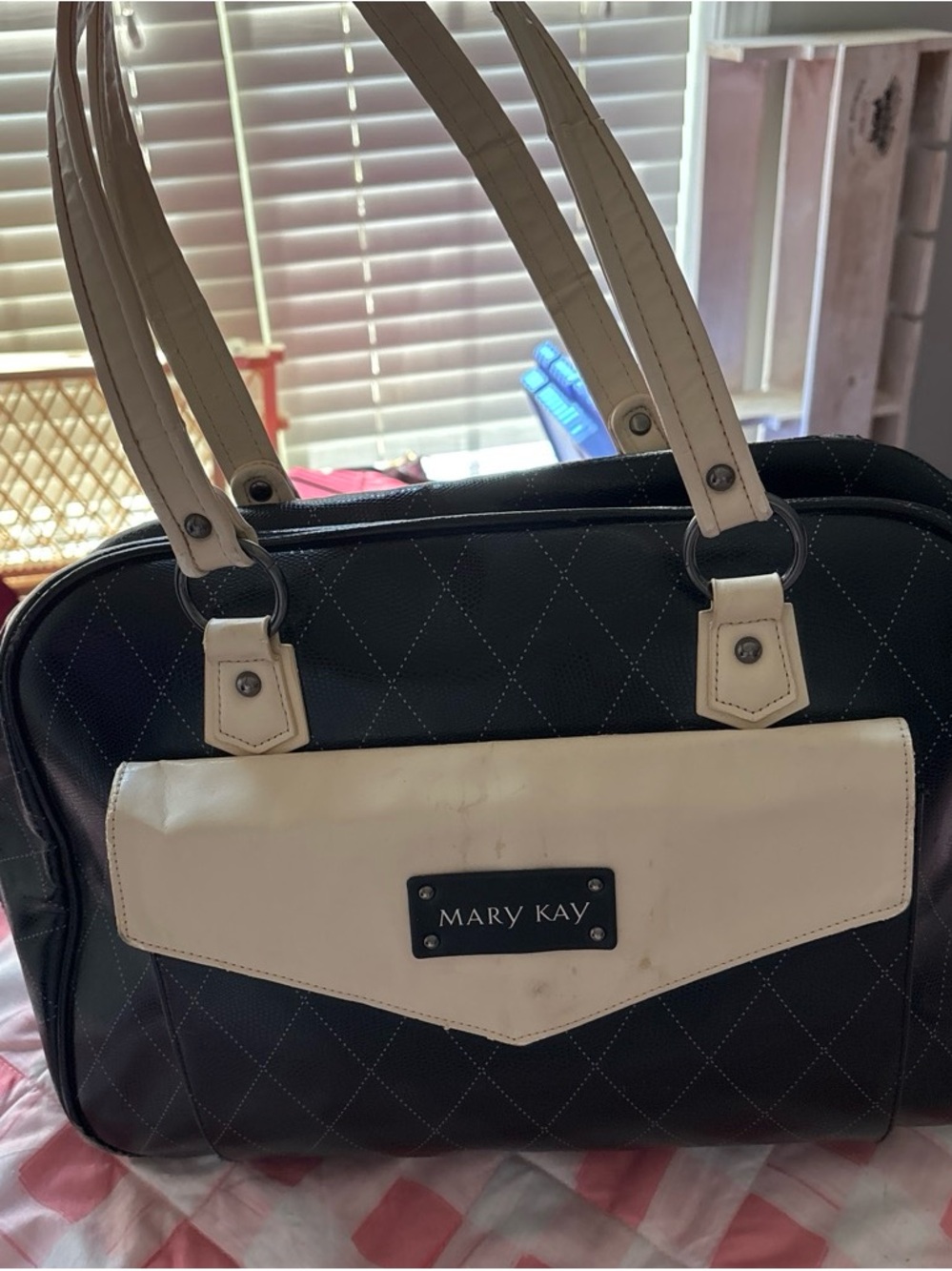 Mary Kay Black and Cream Quilted Shoulder Bag
